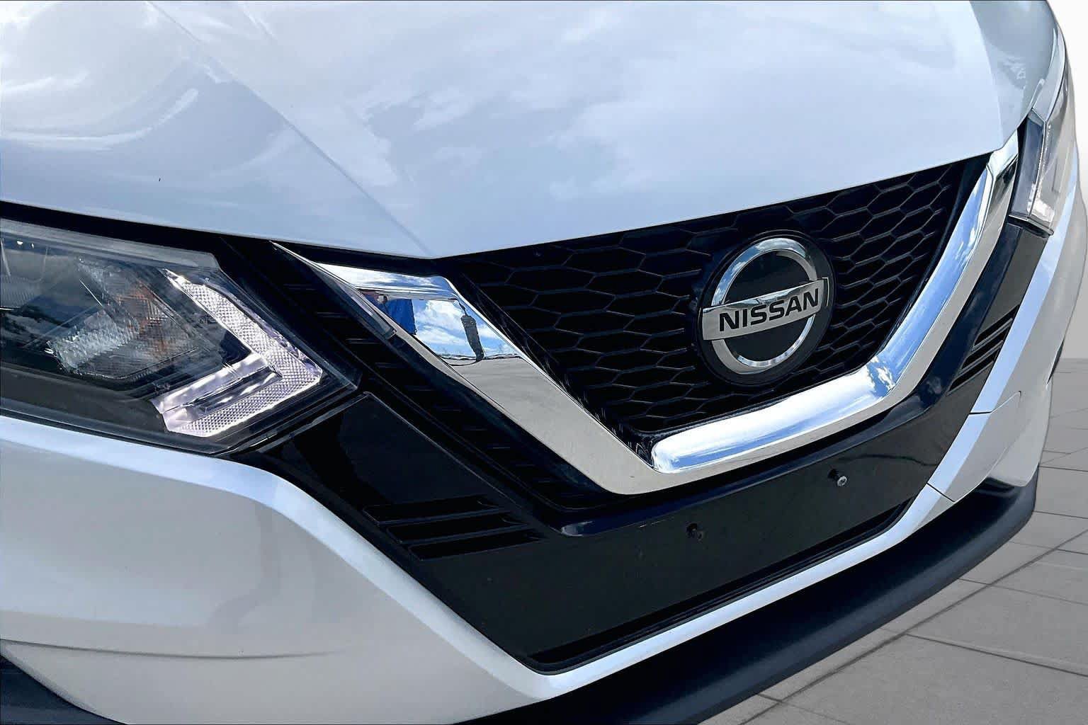 Used 2022 Nissan Rogue Sport SV FWD image 29