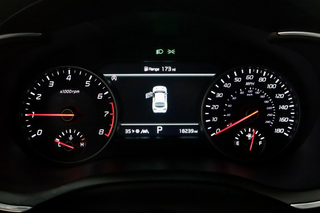 Used 2023 Kia Stinger GT2 image 31