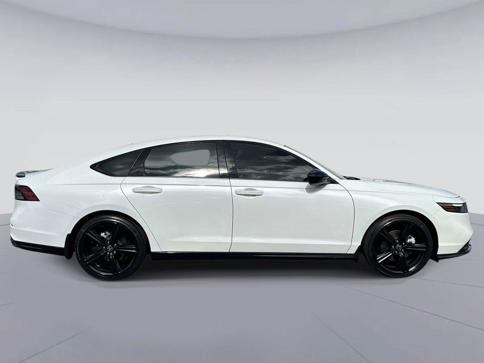 Certified 2023 Honda Accord Sport image 2