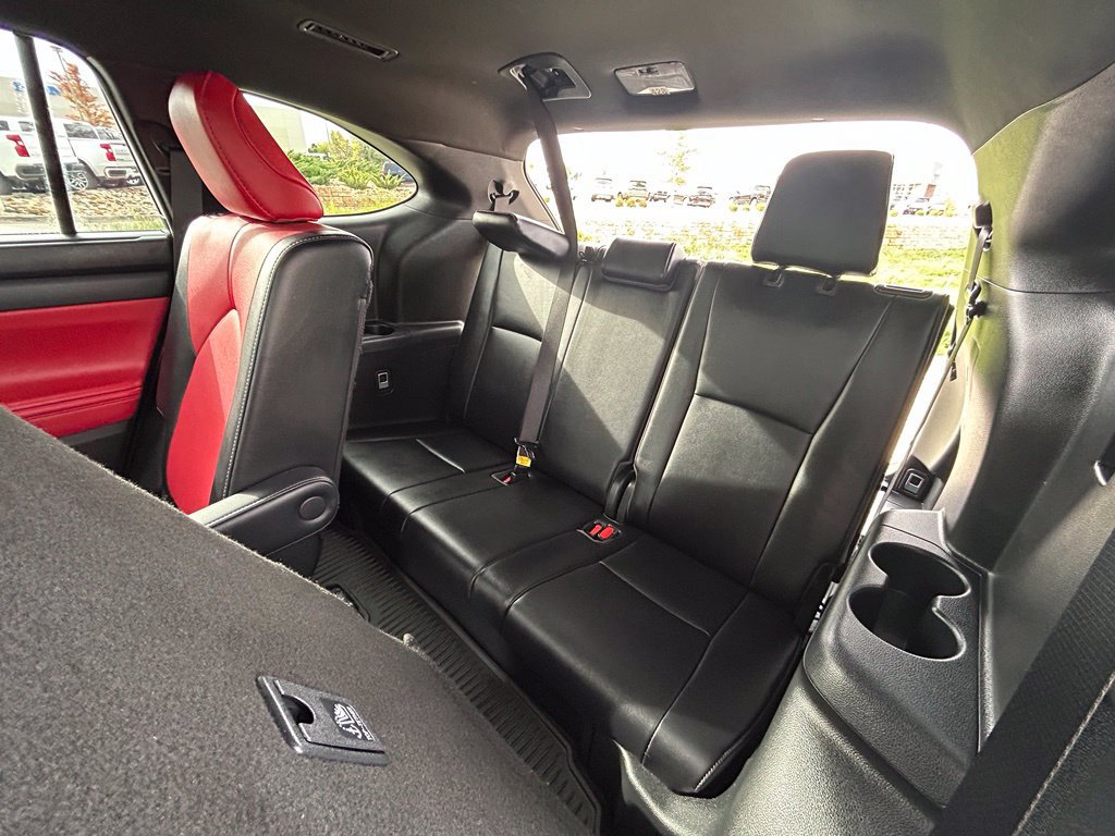 Used 2023 Toyota Highlander XSE AWD/4WD image 29
