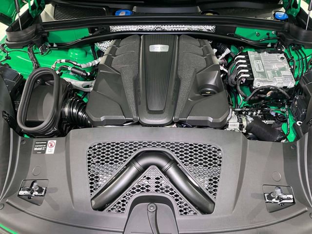 New 2026 Porsche Macan GTS AWD/4WD image 24