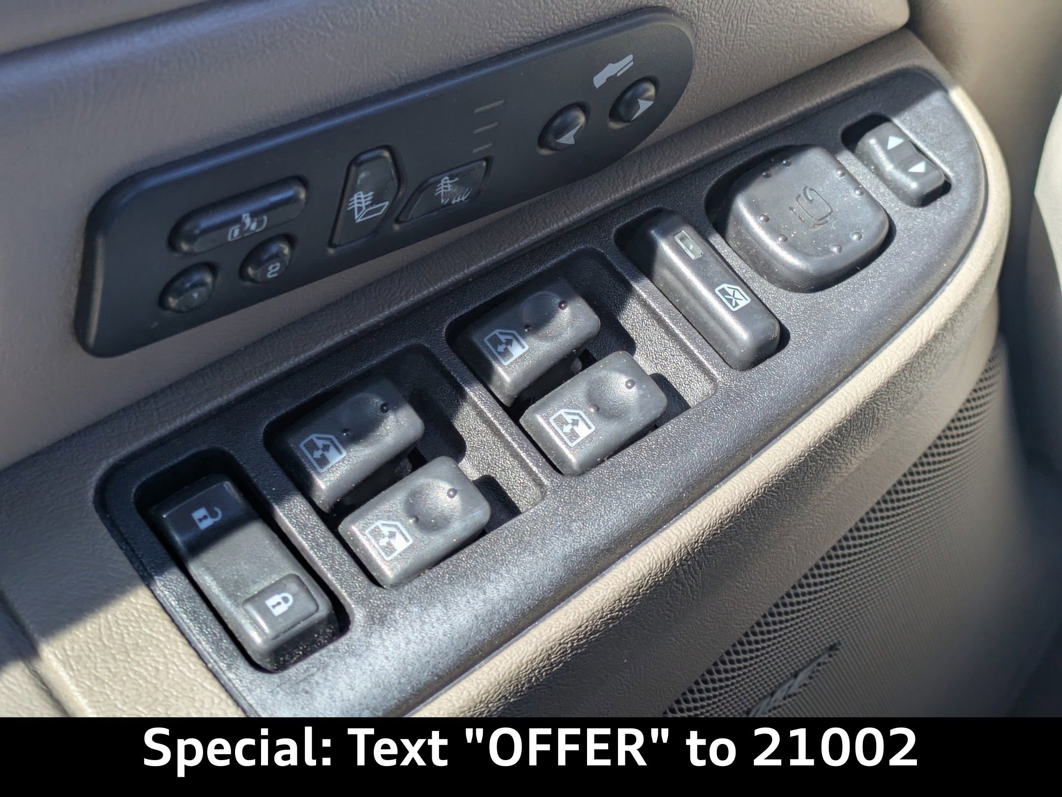 Used 2006 Chevrolet Suburban Z71 w/ Z71 Preferred Equipment Group RWD image 25