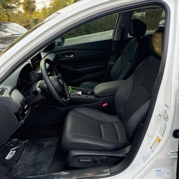 Used 2025 Honda Accord EX-L image 14