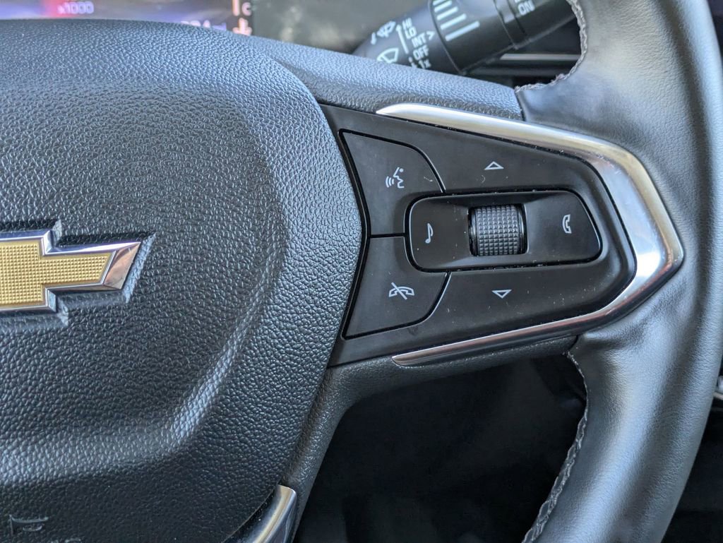 Used 2025 Chevrolet Trax LT w/ LT Convenience Package FWD image 21