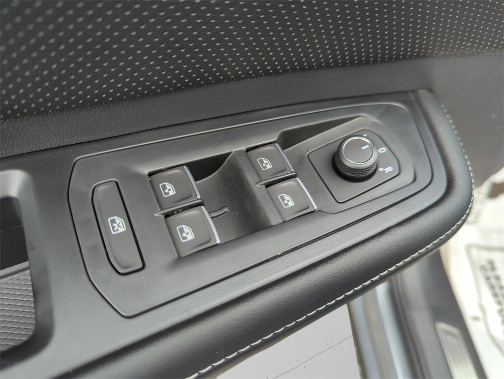 New 2026 Volkswagen Atlas SE image 45