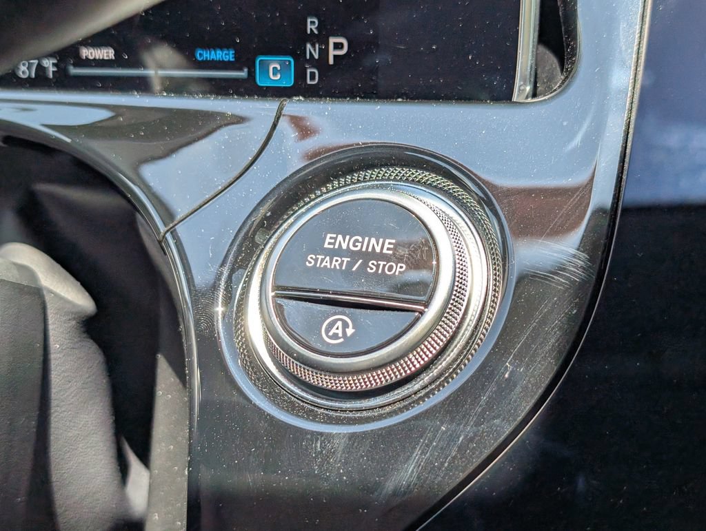 Used 2026 Mercedes-Benz E 450 4MATIC Sedan image 21