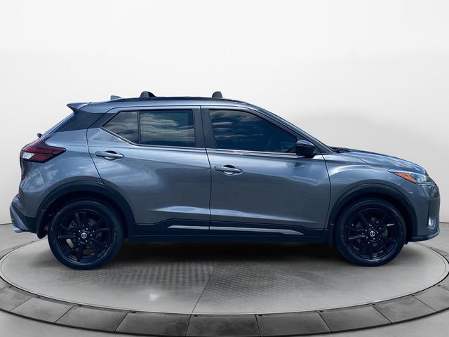 Used 2021 Nissan Kicks SR w/ Interior Electronics Package FWD image 6