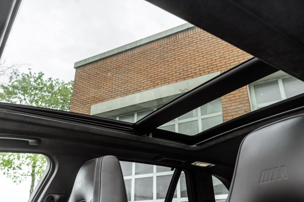 Used 2018 BMW X5 M image 13