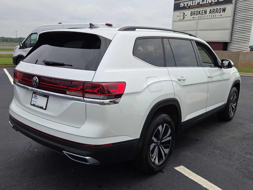 Used 2026 Volkswagen Atlas SE FWD image 18