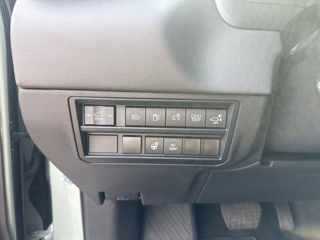 Used 2024 Toyota Tundra Platinum AWD/4WD image 27