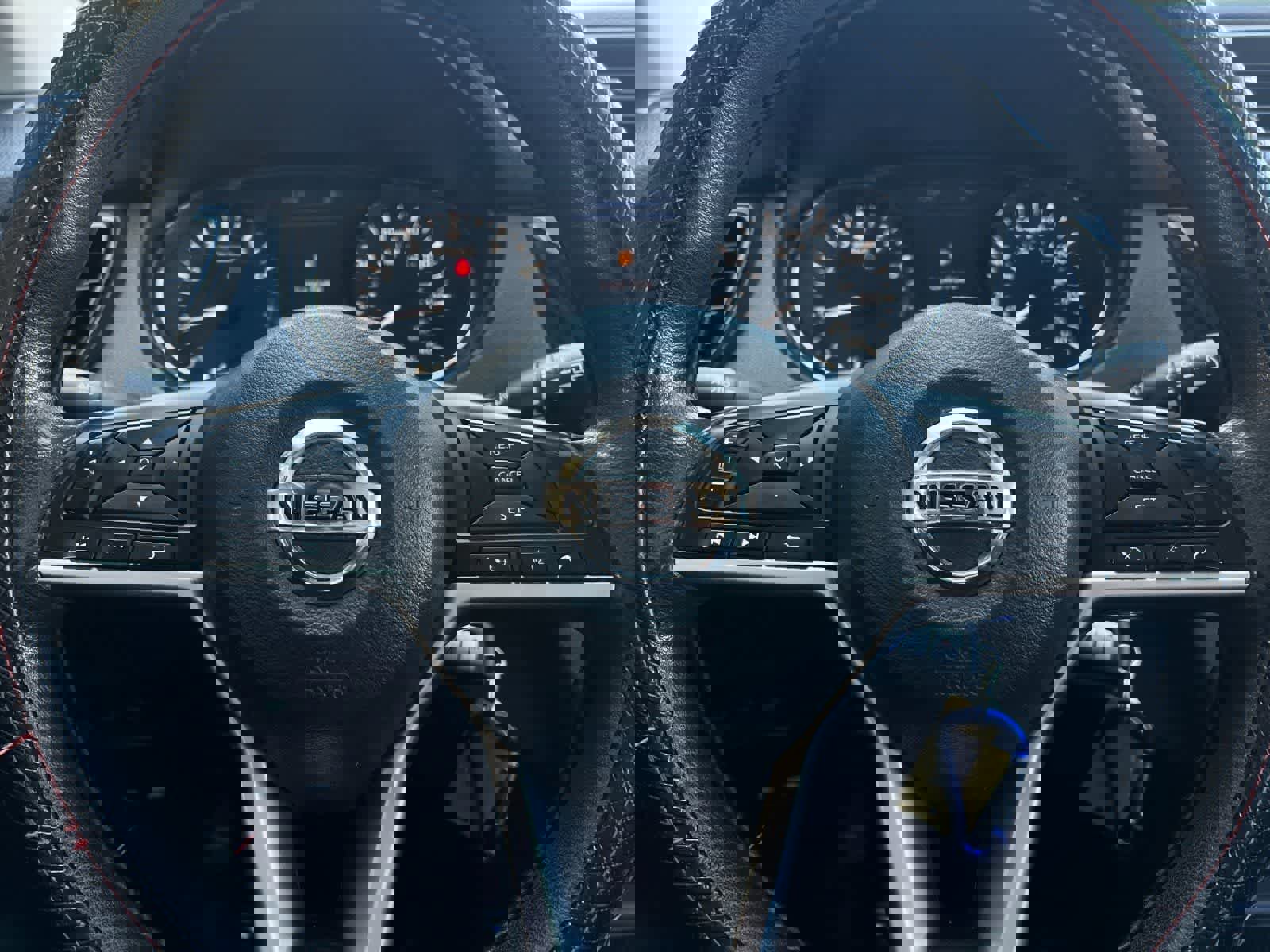 Used 2020 Nissan Rogue Sport S image 23