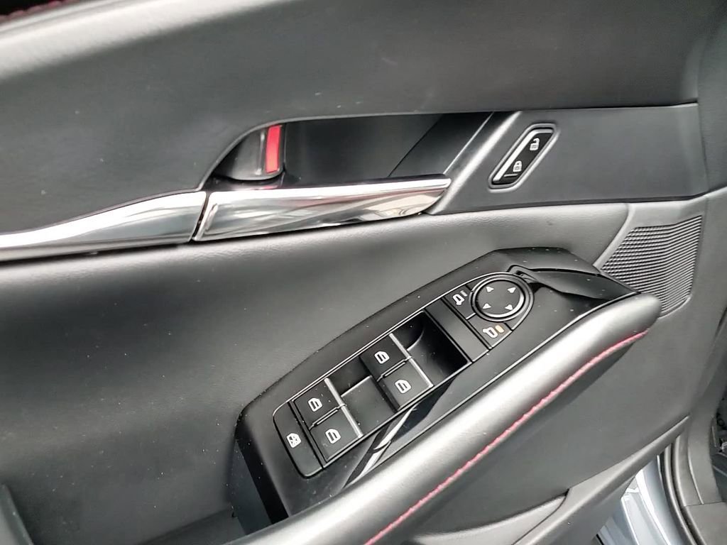 Certified 2025 MAZDA CX-30 AWD 2.5 S w/ Preferred Package image 12