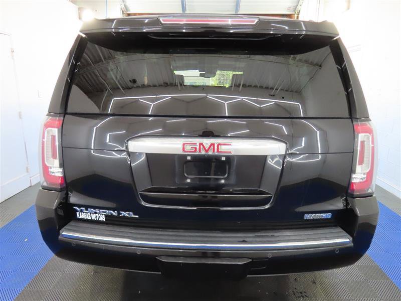 Used 2018 GMC Yukon XL Denali w/ Denali Ultimate Package RWD image 11