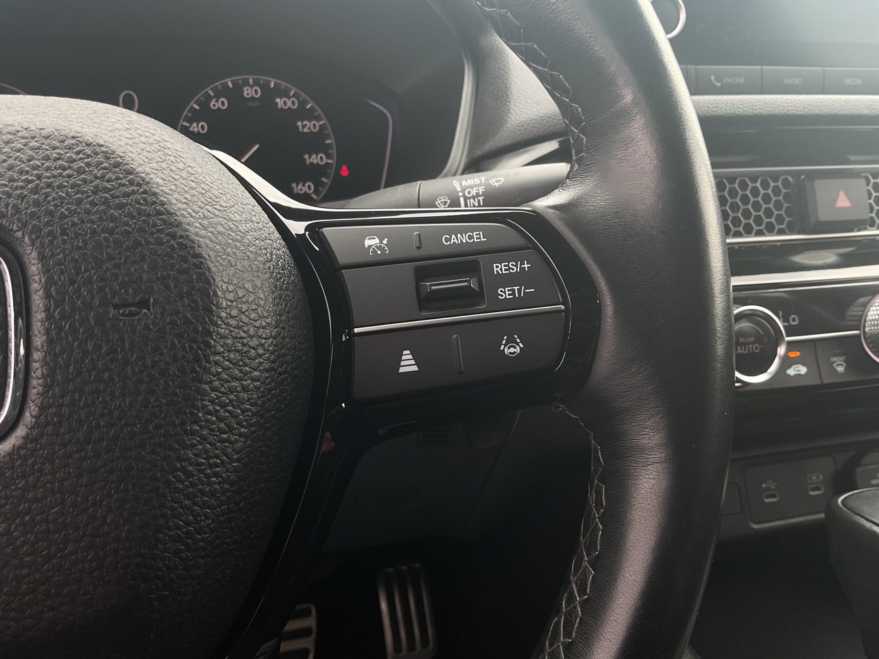 Used 2025 Honda Civic Sport image 32