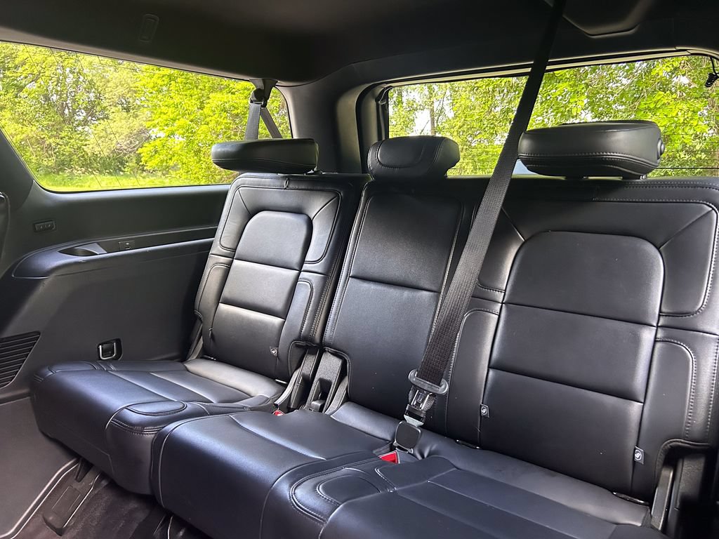 Used 2021 Lincoln Navigator L Reserve AWD/4WD image 16