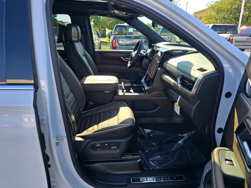 New 2026 GMC Yukon XL Denali Ultimate AWD/4WD image 29