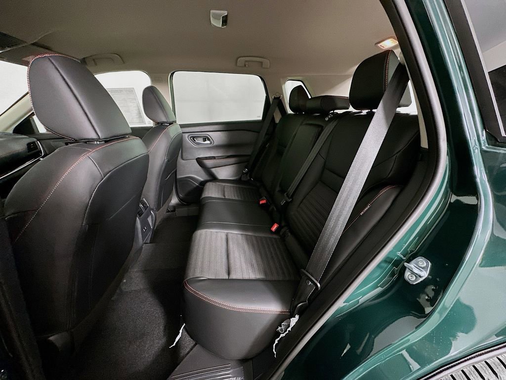 New 2026 Nissan Rogue SV image 32