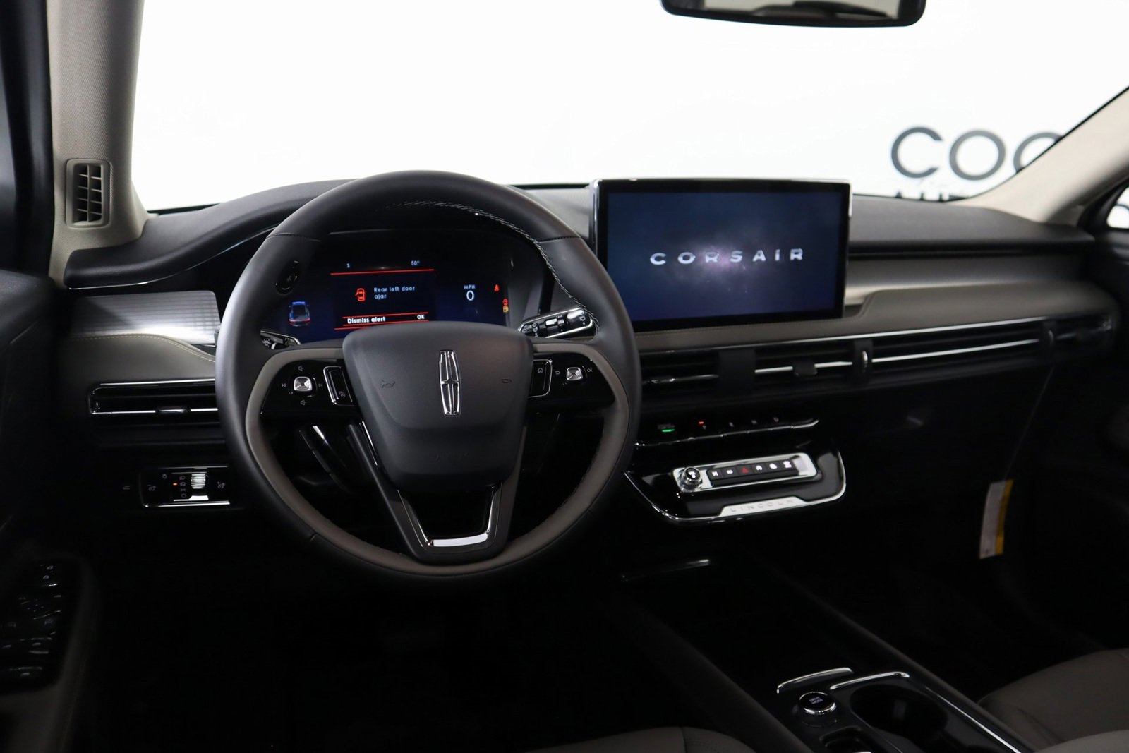 New 2025 Lincoln Corsair FWD image 2