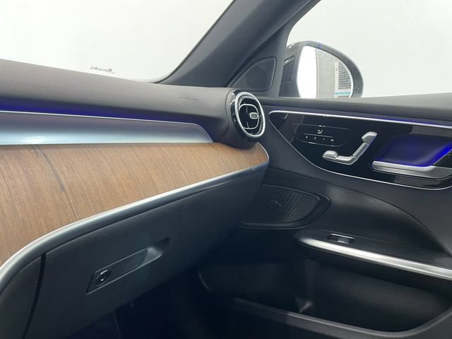 Certified 2024 Mercedes-Benz C 300 Sedan image 39