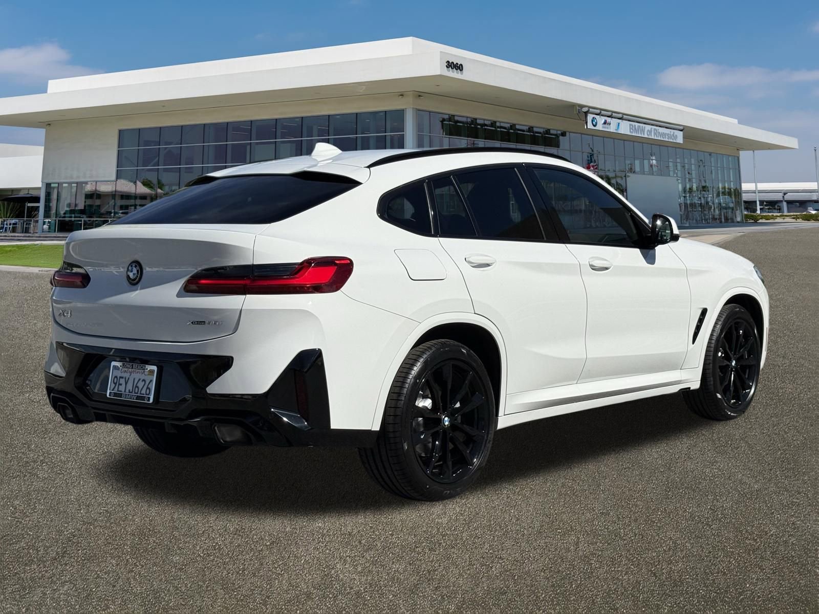 Used 2023 BMW X4 xDrive30i w/ M Sport Package image 10