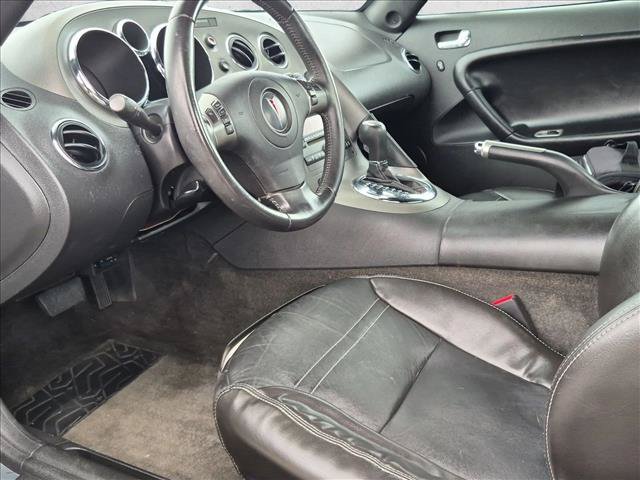 Used 2008 Pontiac Solstice Convertible w/ Premium Package RWD image 20