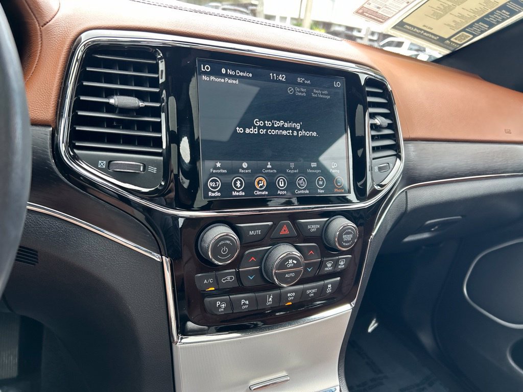 Used 2019 Jeep Grand Cherokee Summit AWD/4WD image 32