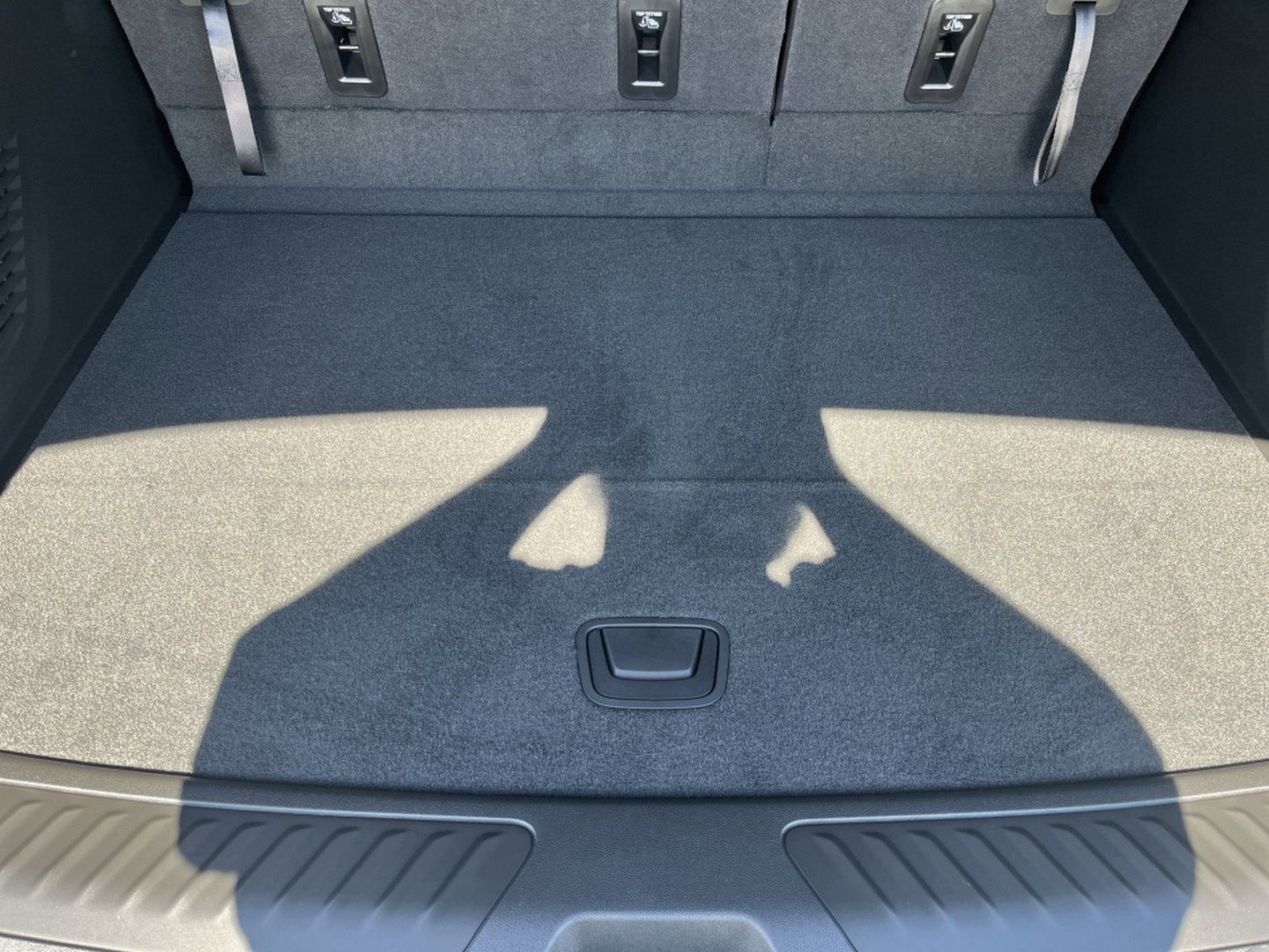 New 2026 Chevrolet Suburban LS image 11