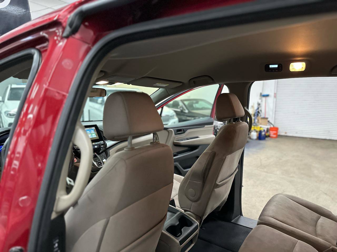Used 2022 Honda Odyssey EX image 37