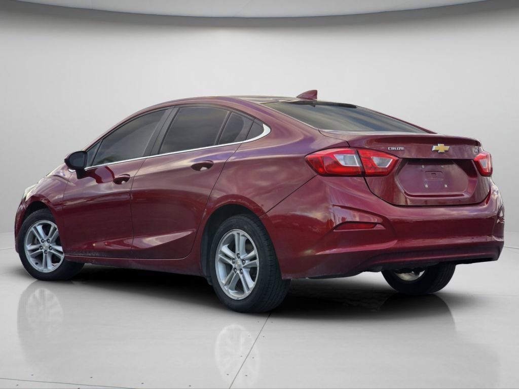 Used 2018 Chevrolet Cruze LT image 6
