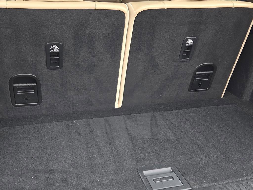 Used 2023 Acura MDX SH-AWD image 10