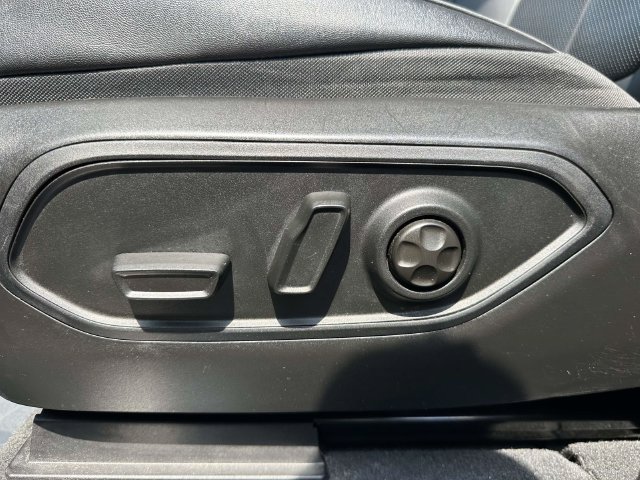 Certified 2023 Jeep Grand Cherokee L Overland AWD/4WD image 17