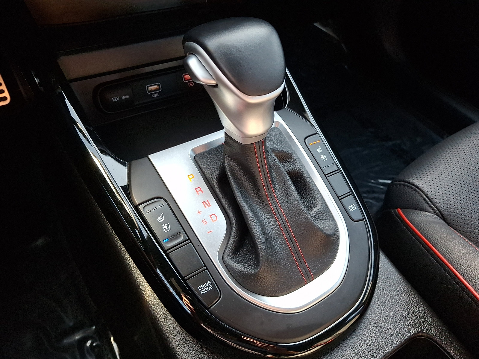 Certified 2023 Kia Forte GT w/ GT2 Package FWD image 15