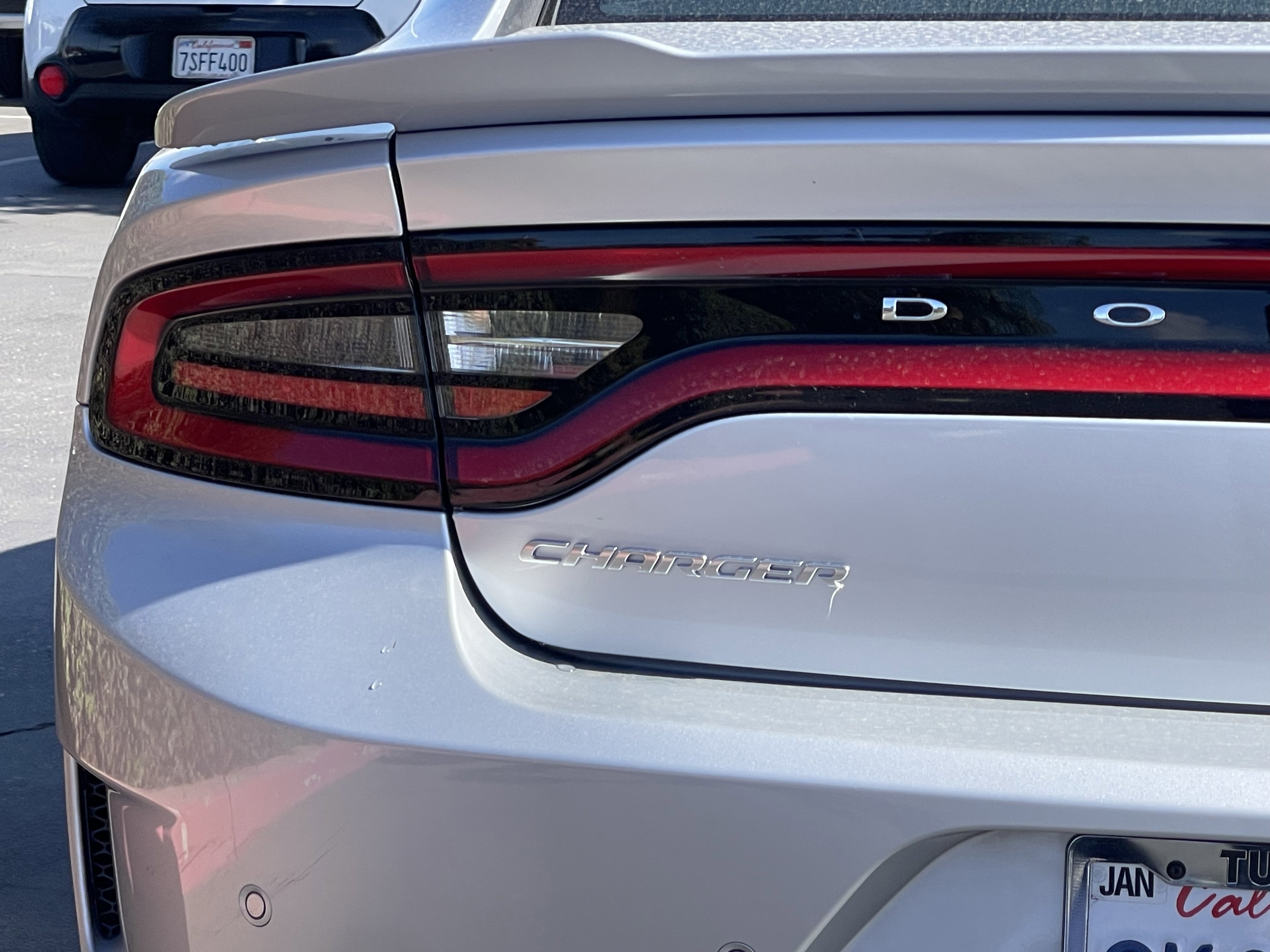 Used 2022 Dodge Charger R/T w/ Plus Group image 7