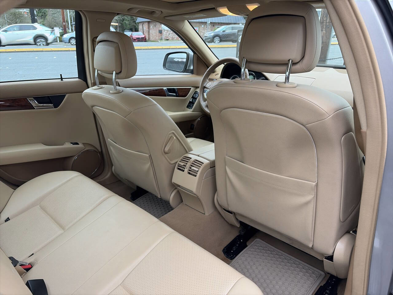 Used 2008 Mercedes-Benz C 300 Sedan image 24