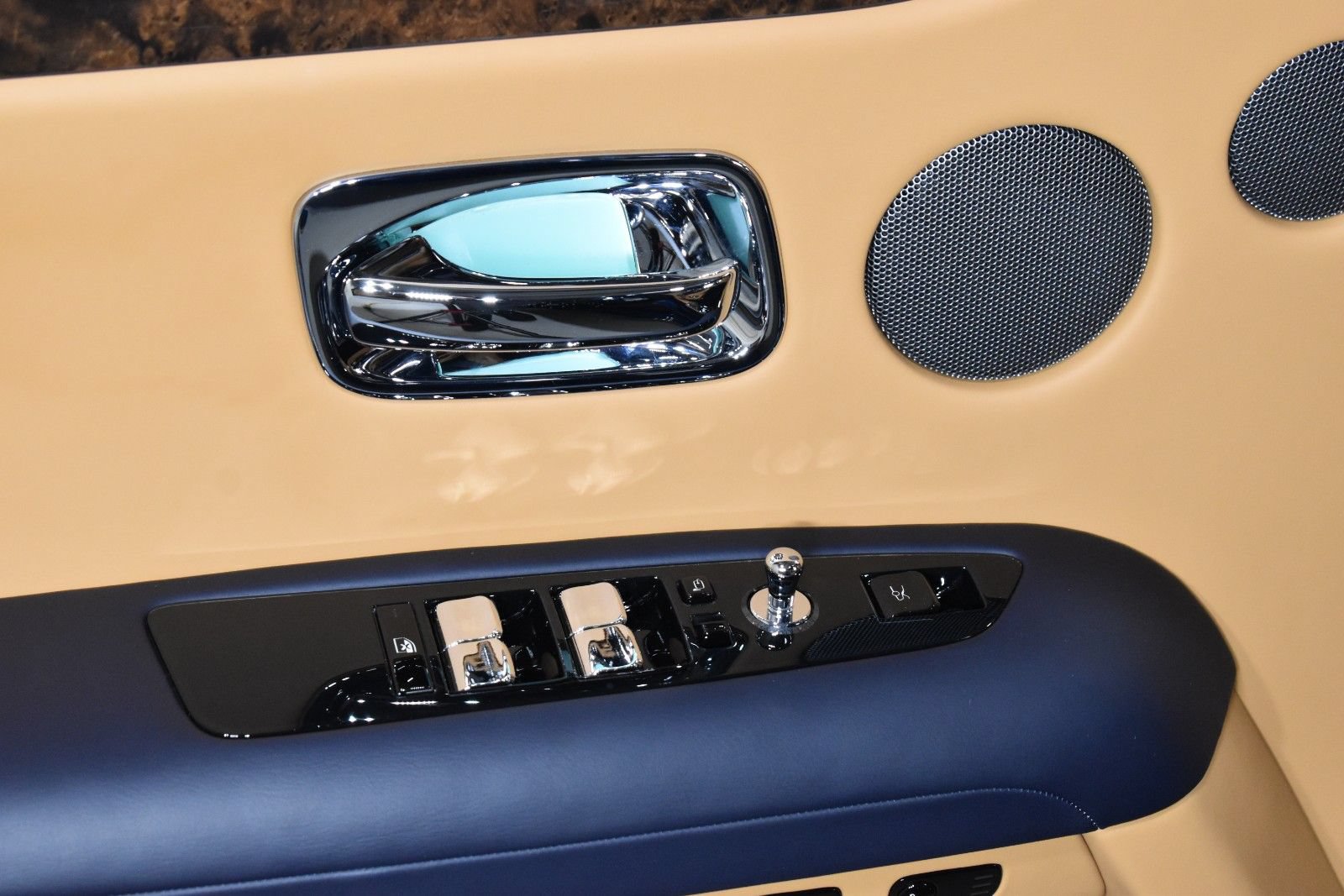 Certified 2025 Rolls-Royce Ghost AWD/4WD image 22