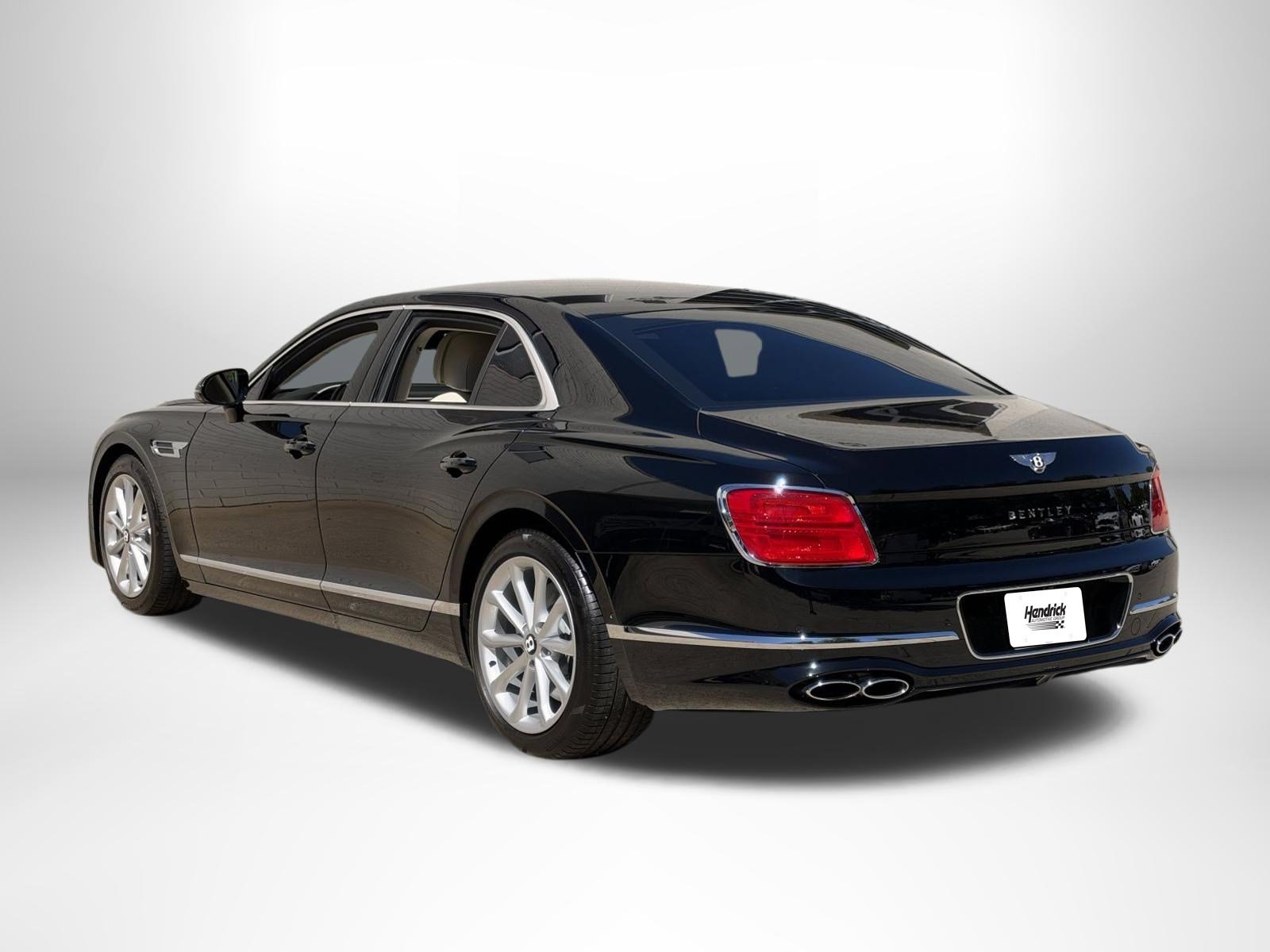 Certified 2023 Bentley Flying Spur V8 AWD/4WD image 3
