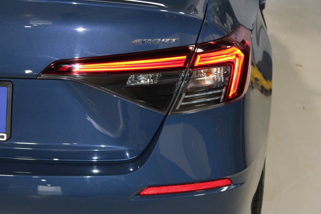 Used 2025 Honda Civic Sport image 40