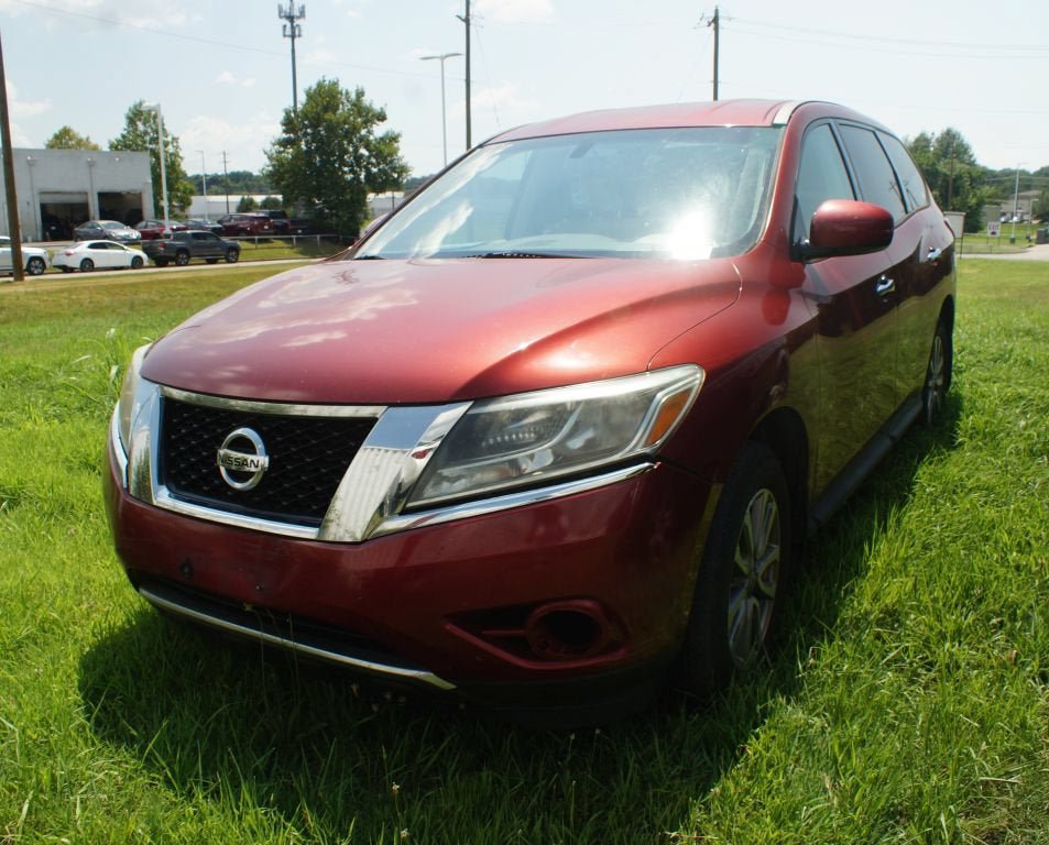 Used 2013 Nissan Pathfinder S AWD/4WD image 5