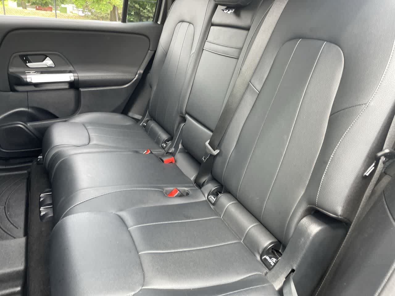 Used 2022 Mercedes-Benz EQB 350 4MATIC image 19