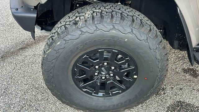 New 2026 Ford Bronco Raptor w/ Interior Carbon Fiber Pack AWD/4WD image 35