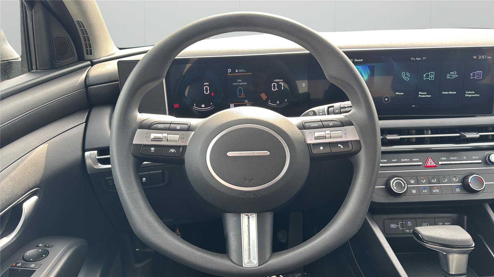 Certified 2025 Hyundai Tucson SE image 21