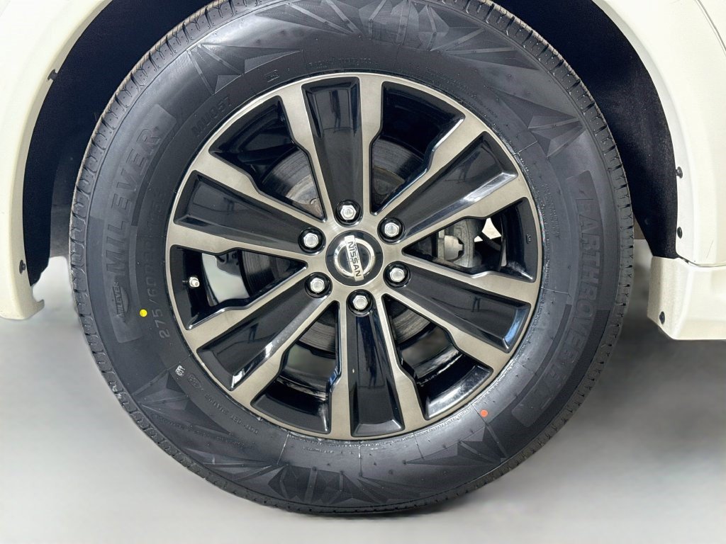 Used 2020 Nissan Armada Platinum w/ Captain's Chairs Package RWD image 32