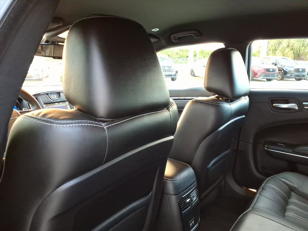 Used 2018 Chrysler 300 S w/ S Model Appearance Package image 22