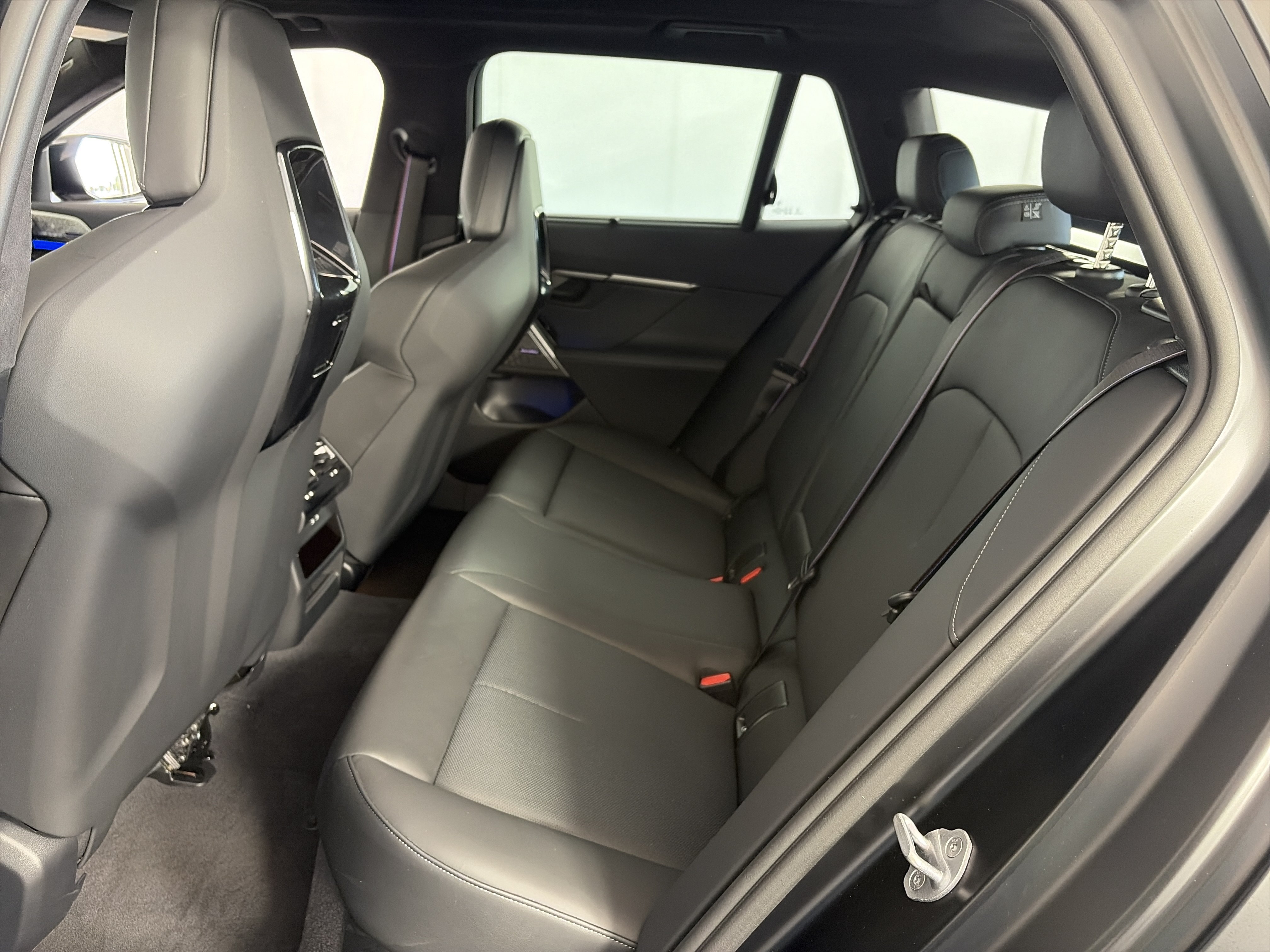 Used 2025 BMW M5 Touring w/ M Driver's Package AWD/4WD image 6