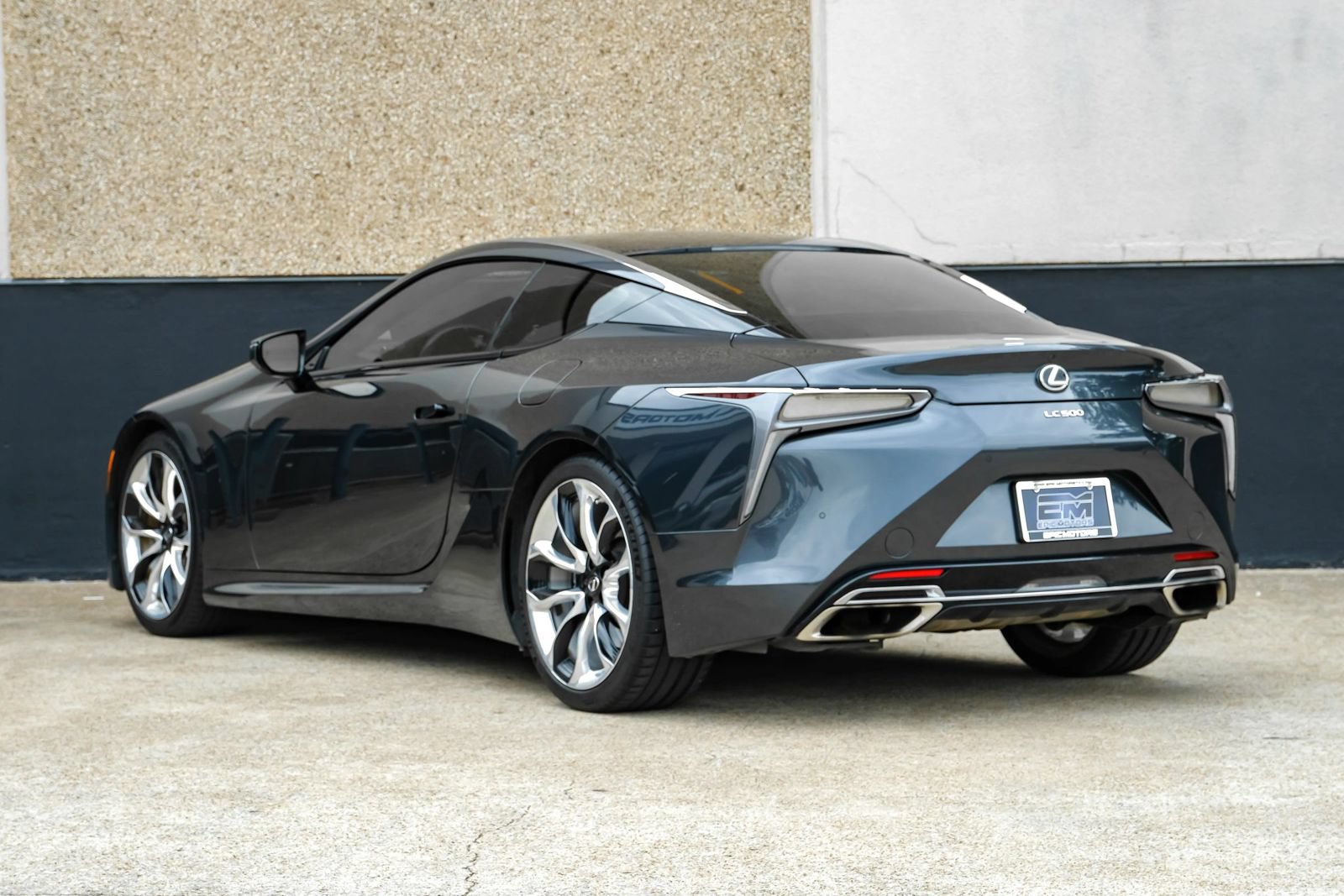 Used 2018 Lexus LC 500 Coupe w/ Sport Package RWD image 10