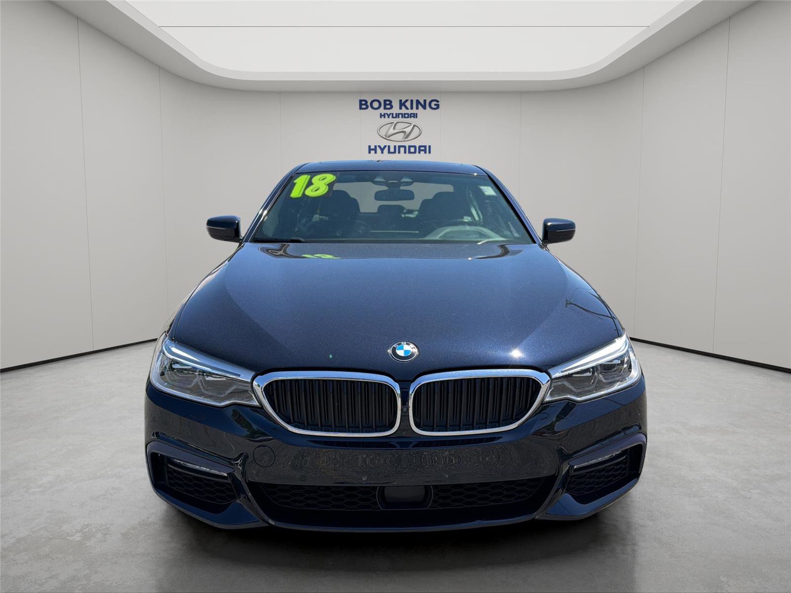 Used 2018 BMW 530e xDrive w/ M Sport Package 2 AWD/4WD image 8