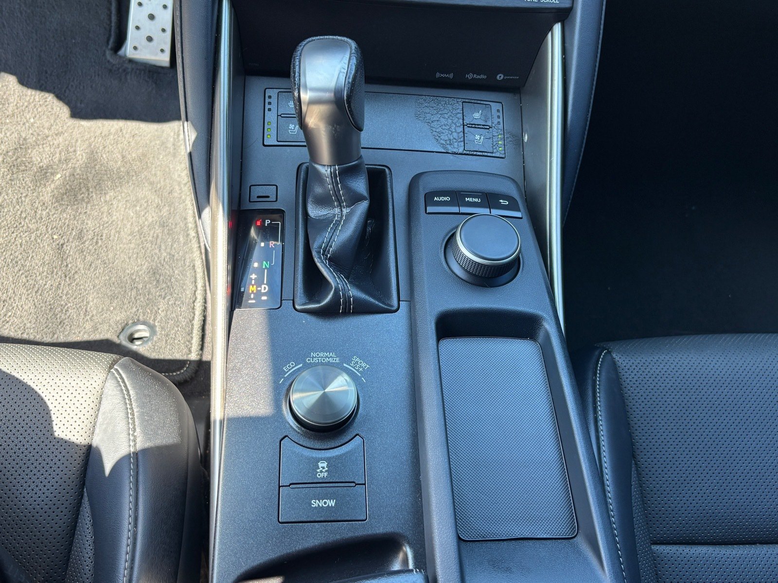 Used 2020 Lexus IS 350 F Sport w/ F Sport Package RWD image 16
