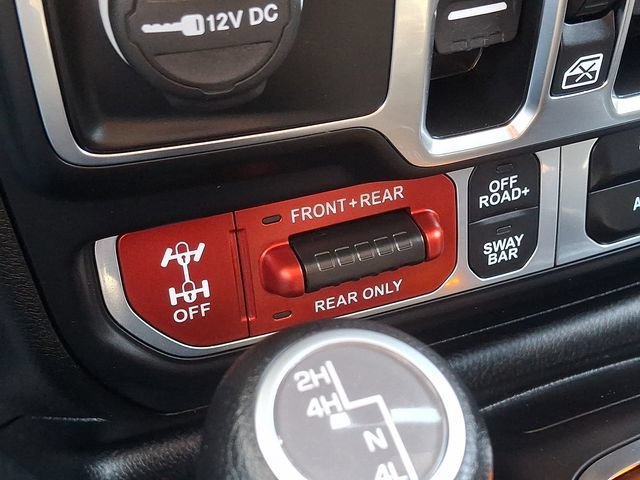 Used 2025 Jeep Wrangler Unlimited Rubicon AWD/4WD image 22
