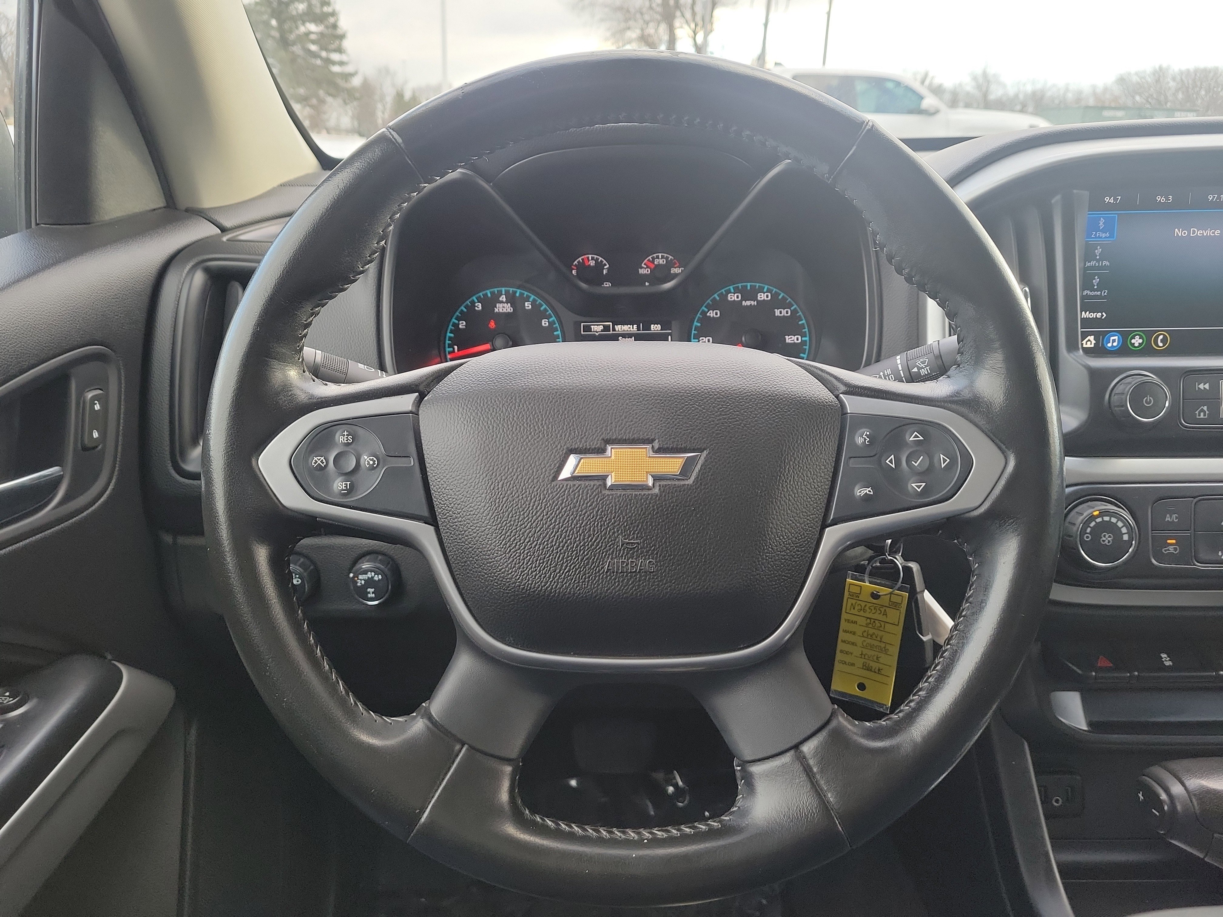 Used 2021 Chevrolet Colorado LT w/ Redline Special Edition image 18