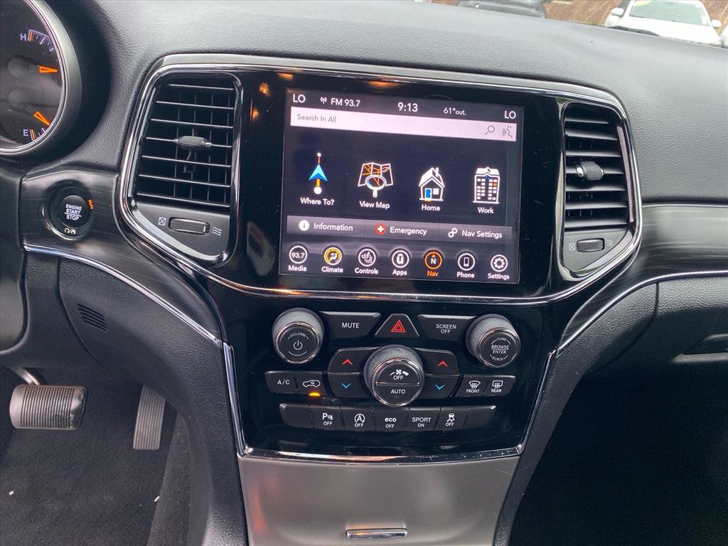 Used 2020 Jeep Grand Cherokee Limited AWD/4WD image 11